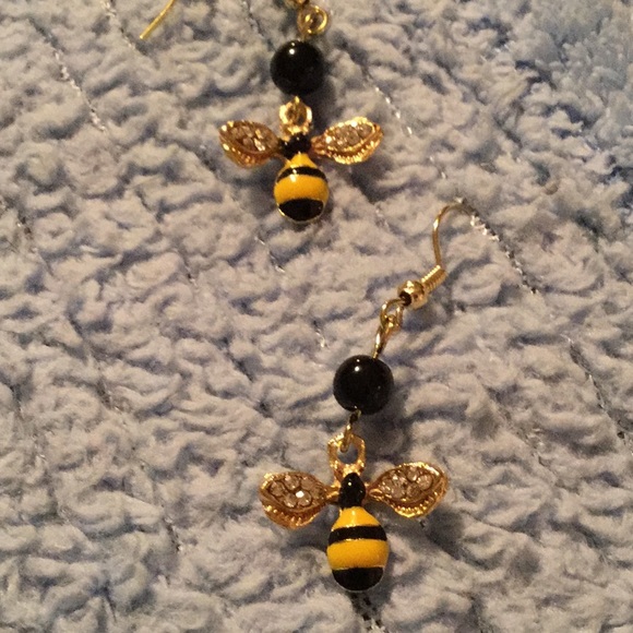 Price Drop ..Earrings, Honey Bee Earrings, - Picture 6 of 8